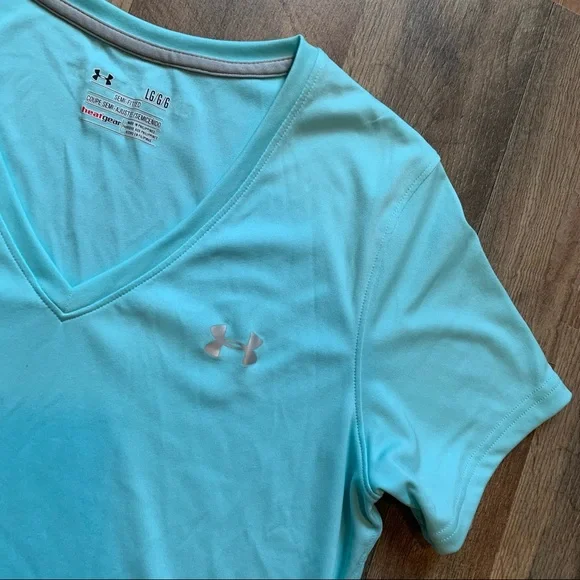 Under amour heat gear semi fitted workout top - Picture 2 of 4